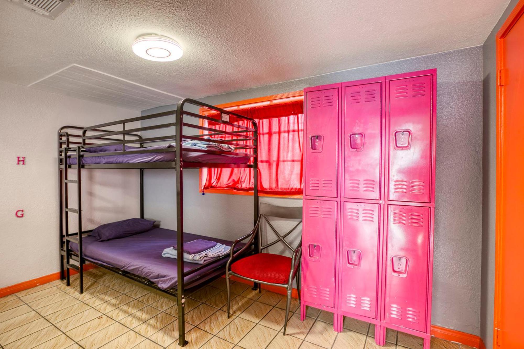 Sin City Hostel Las Vegas Dış mekan fotoğraf