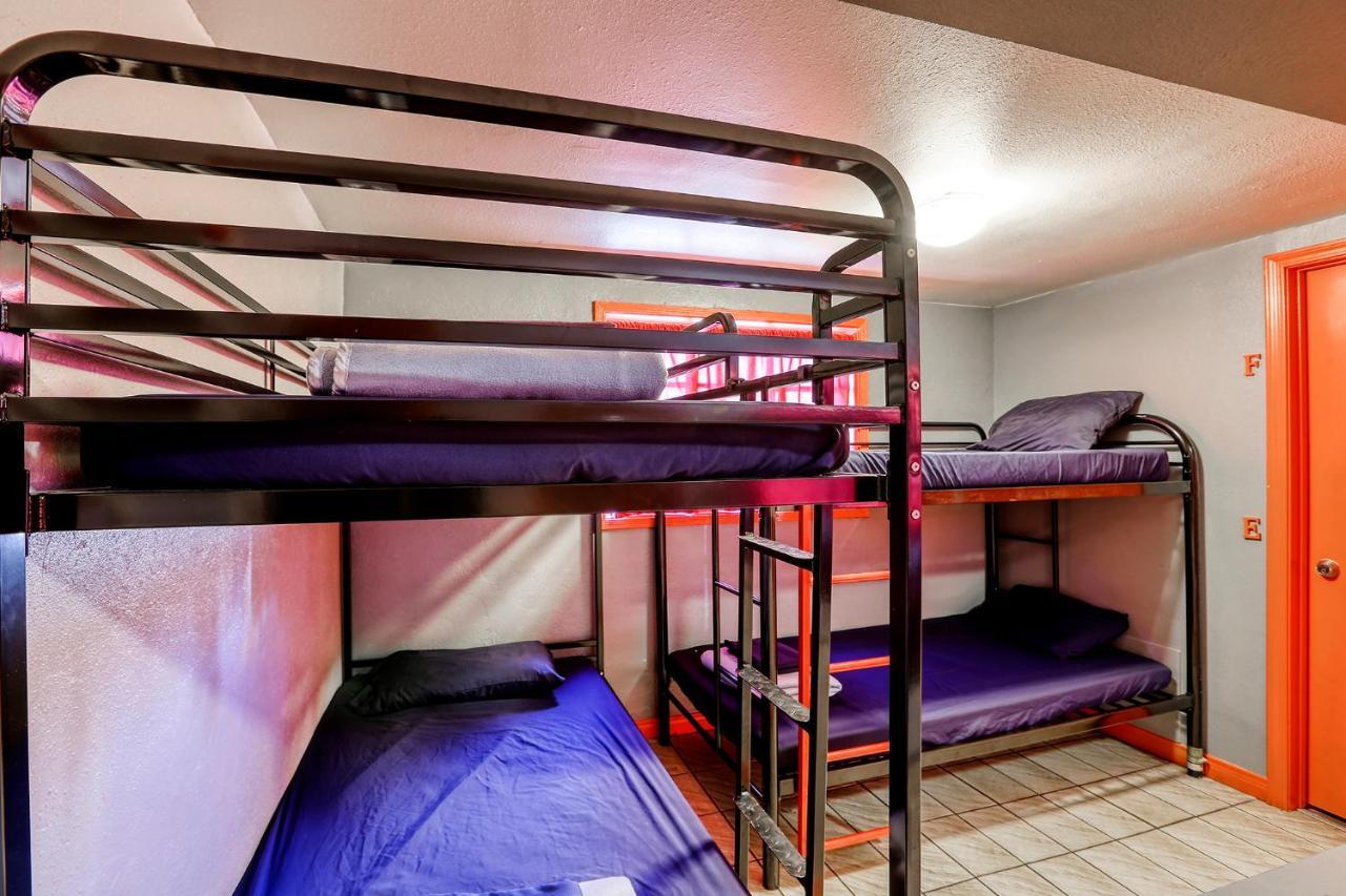 Sin City Hostel Las Vegas Dış mekan fotoğraf
