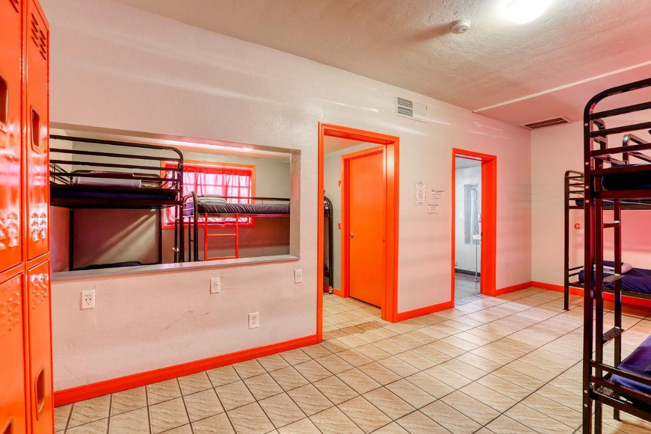 Sin City Hostel Las Vegas Dış mekan fotoğraf