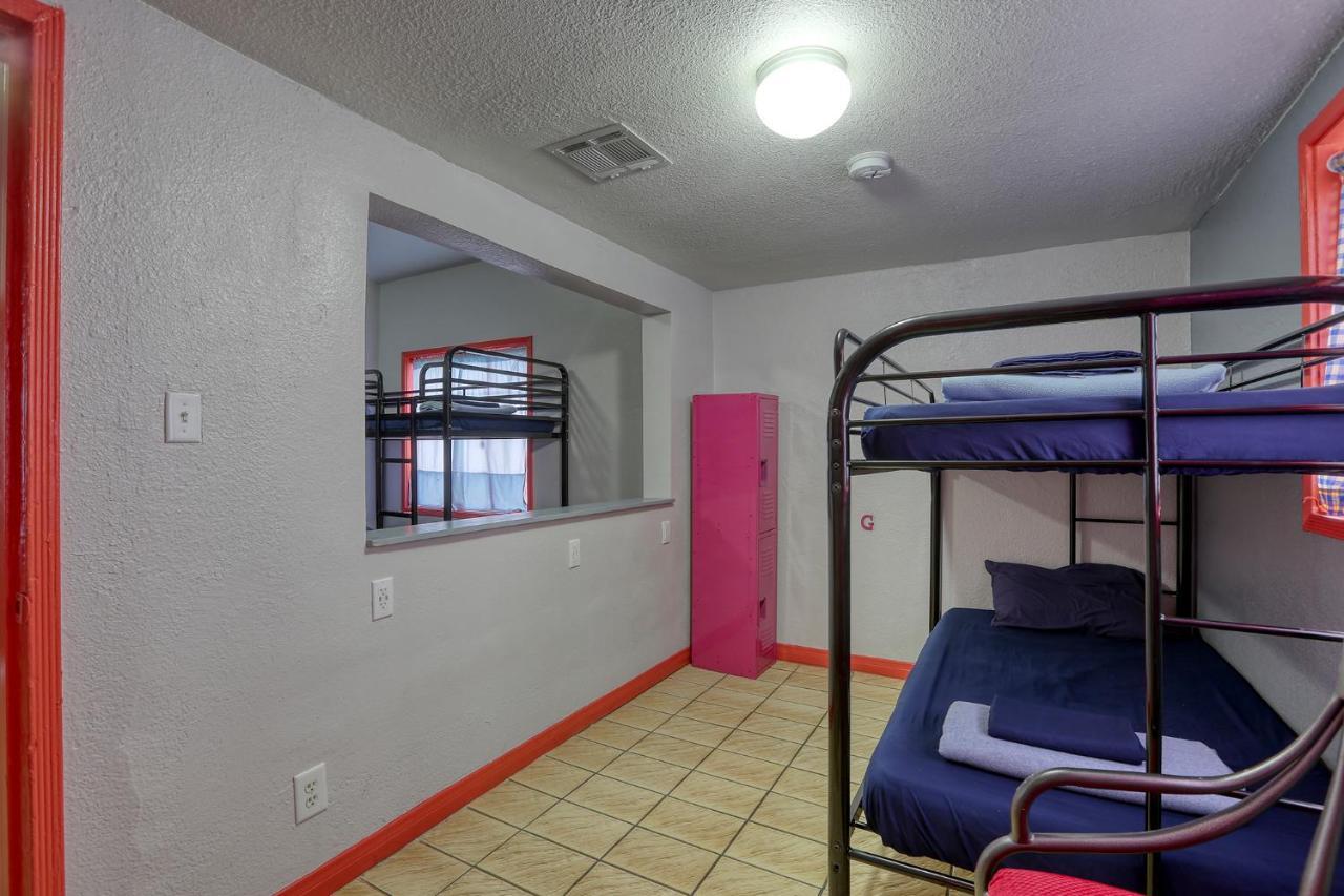 Sin City Hostel Las Vegas Dış mekan fotoğraf